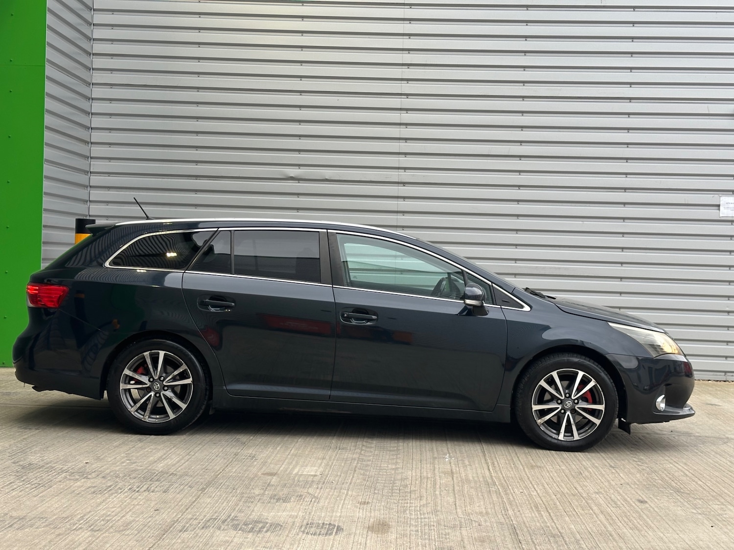 Used Toyota Avensis 2012 for sale - 78000526: Photo 6