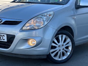 Used Hyundai i20 2010 for sale - 78379231: Photo
