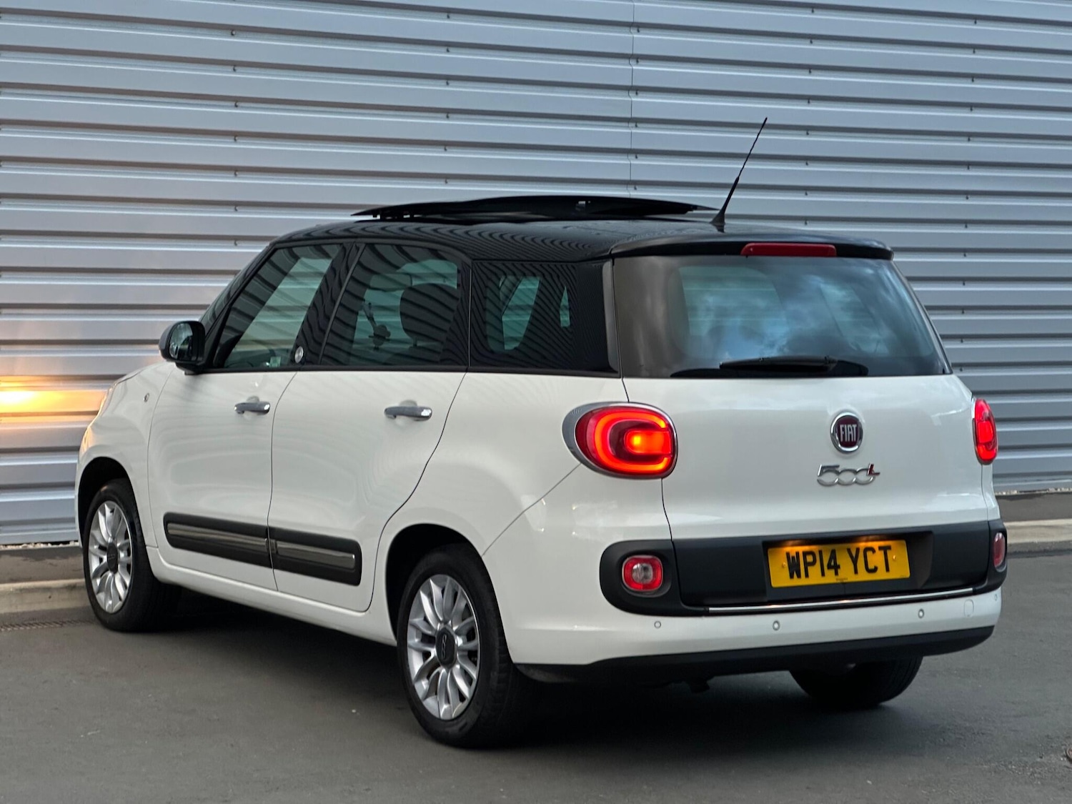 Vehicle 29