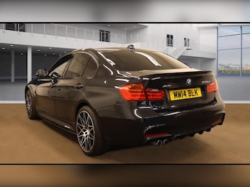 Used BMW 3 Series 2014 for sale - 76213856: Photo 2