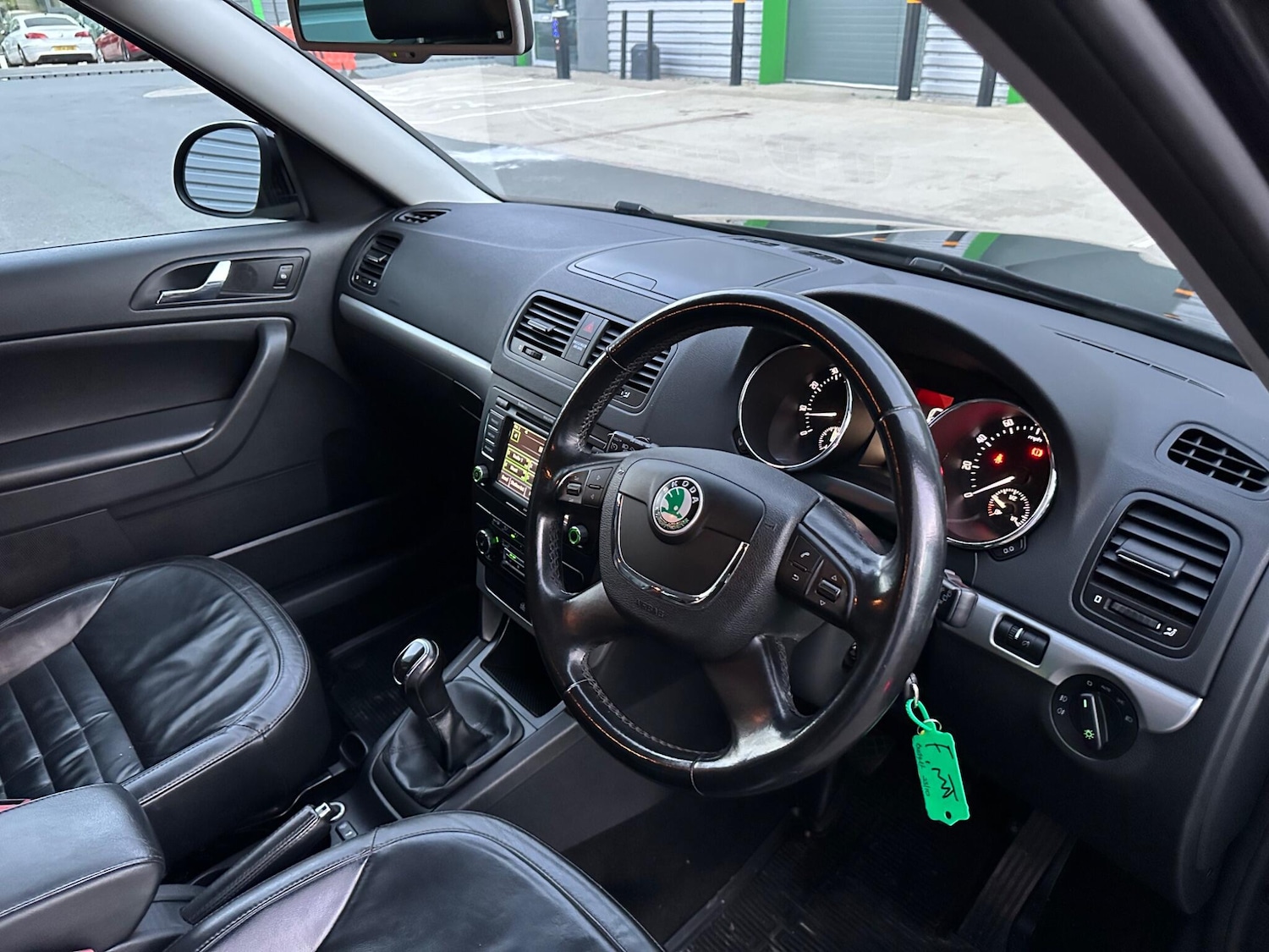 Used Skoda Yeti 2011 for sale - 77738014: Photo 53