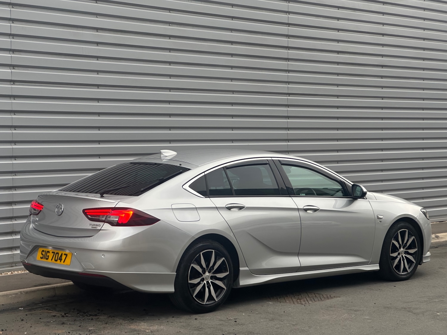 Used Vauxhall Insignia 2017 for sale - 76640696: Photo 15