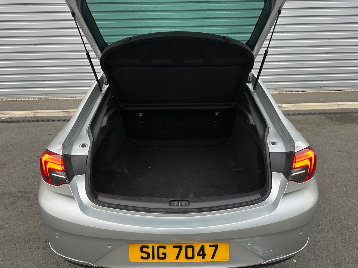 Used Vauxhall Insignia 2017 for sale - 76640696: Photo 21