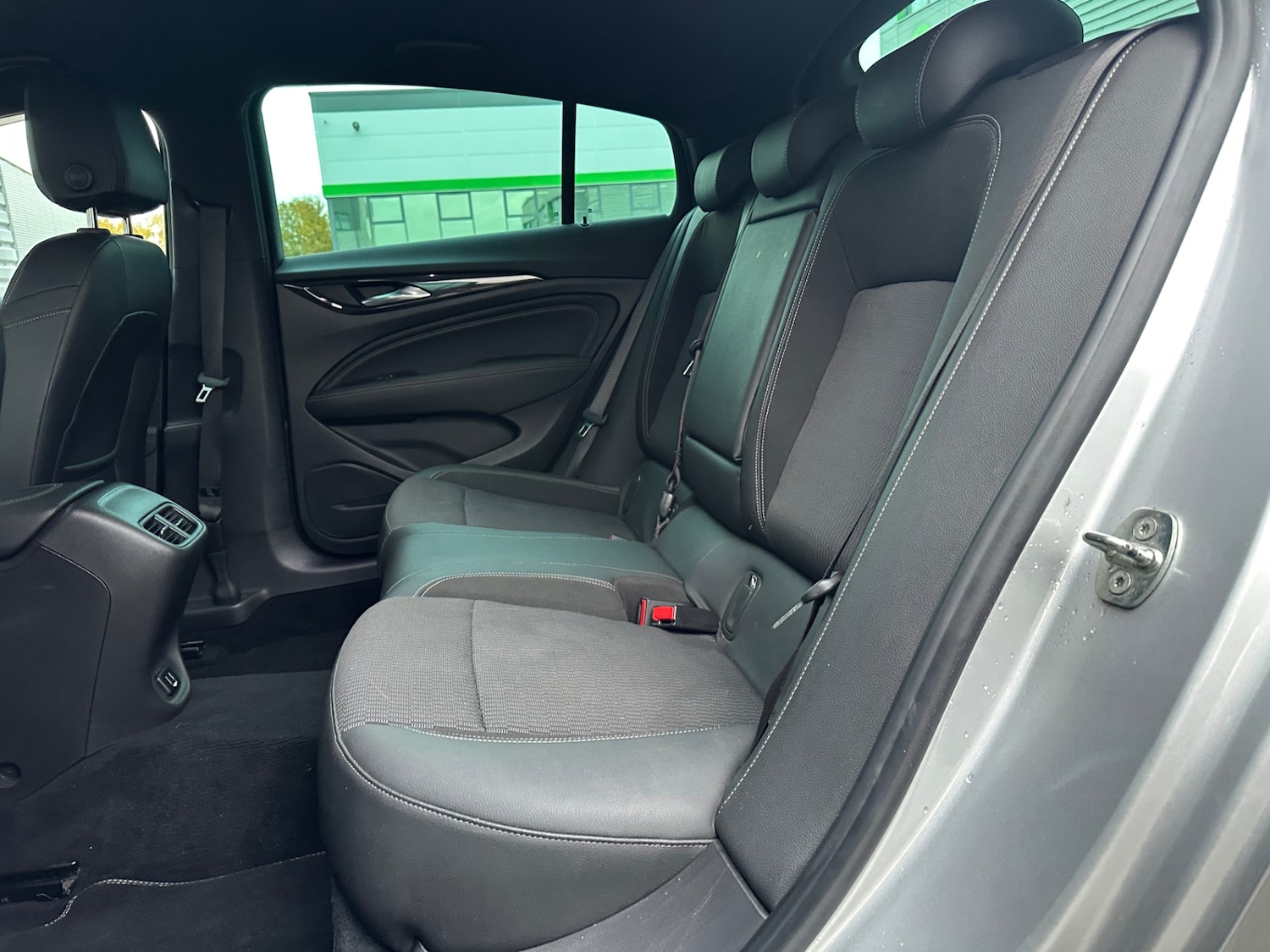 Used Vauxhall Insignia 2017 for sale - 76640696: Photo 23