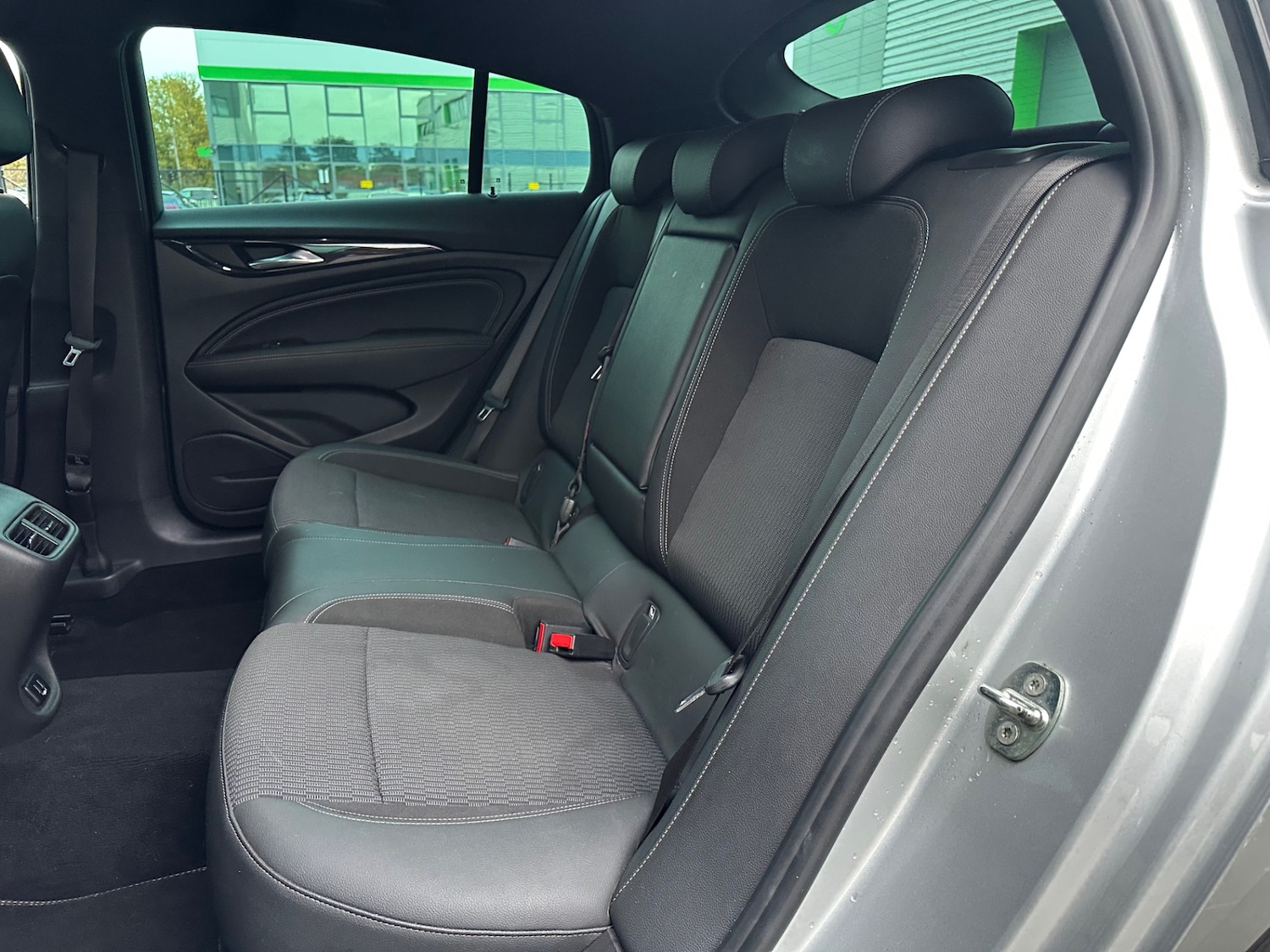 Used Vauxhall Insignia 2017 for sale - 76640696: Photo 24