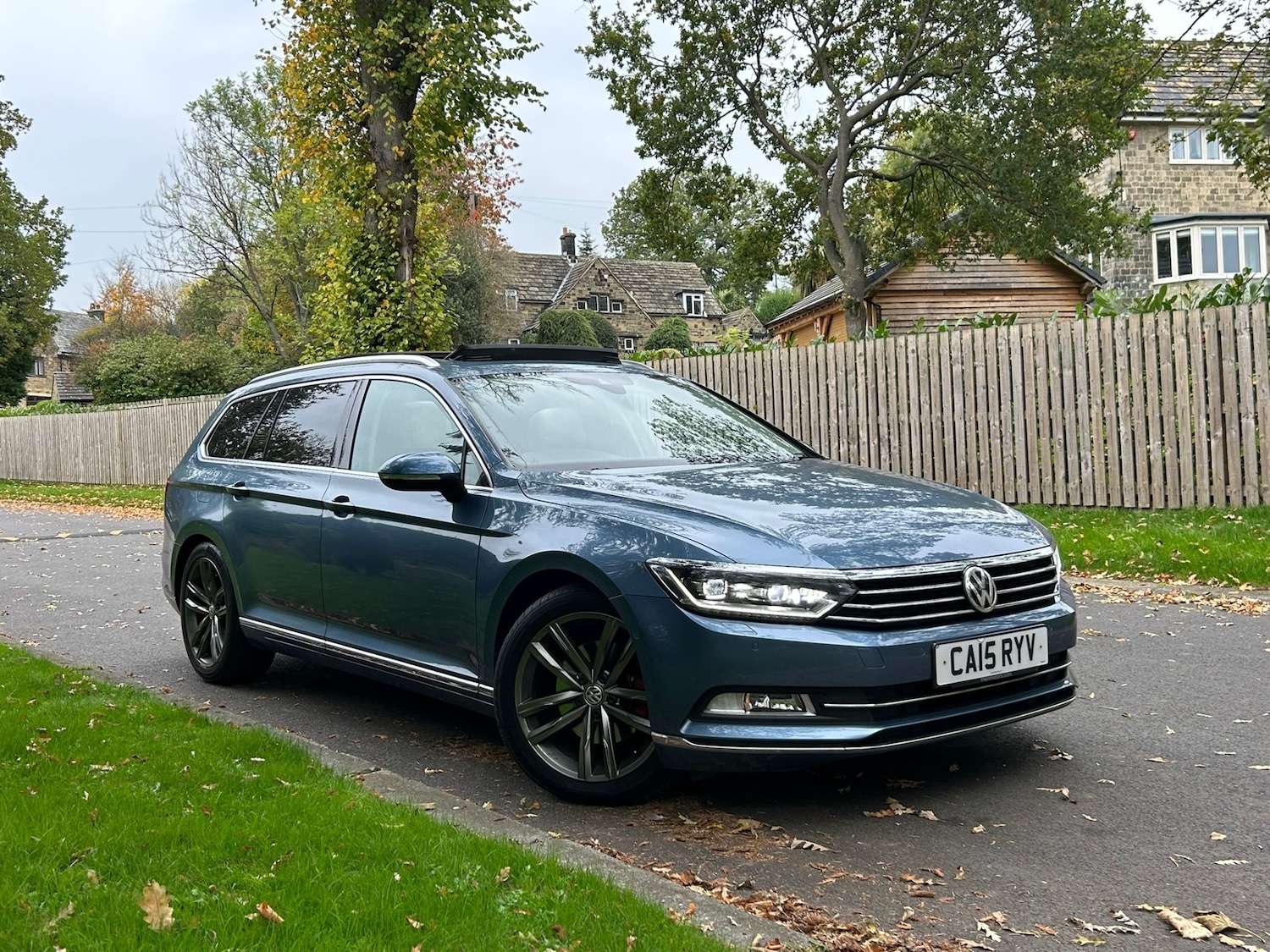 Used Volkswagen Passat 2015 for sale - 76712269: Photo 1