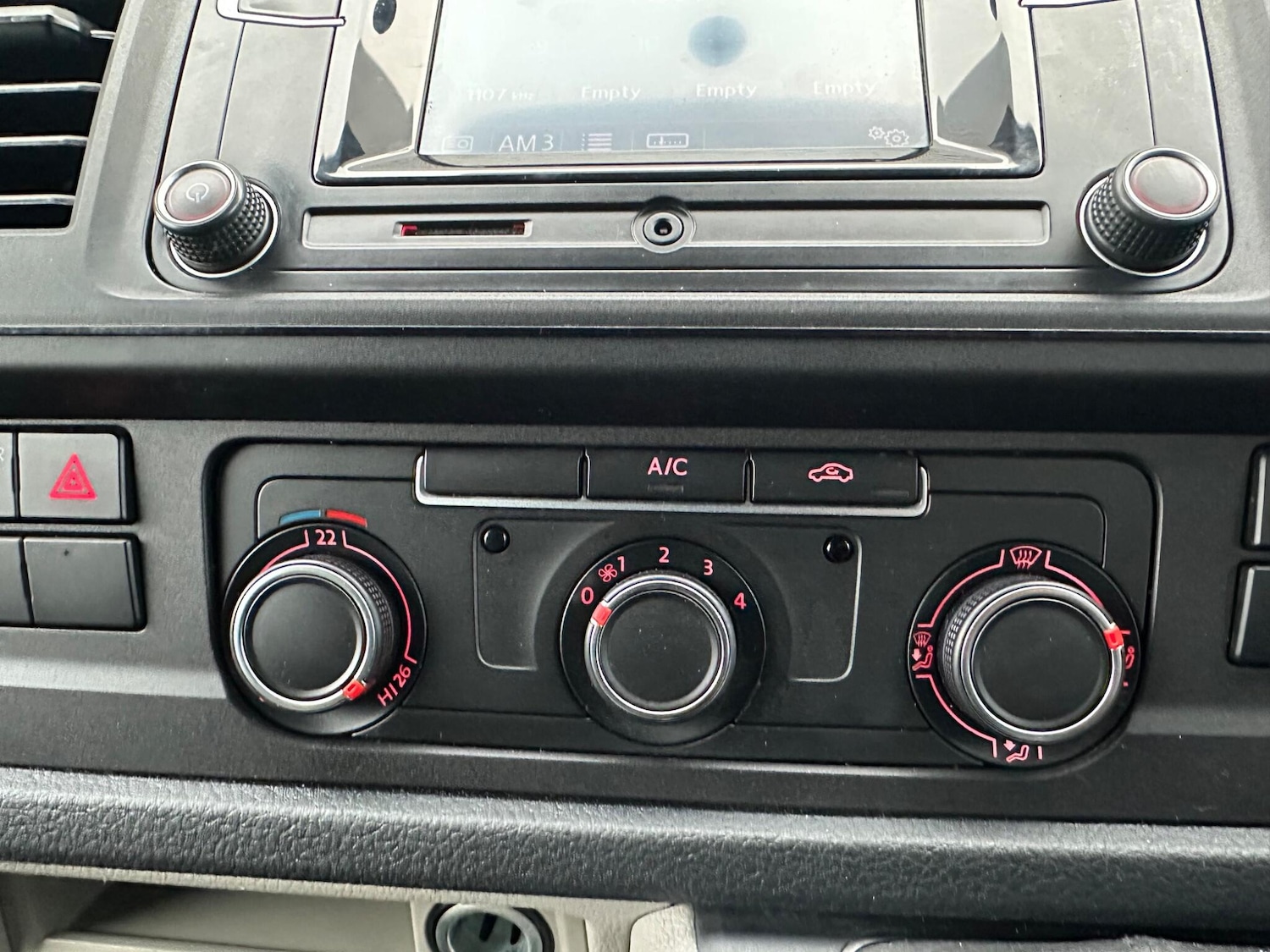 Used Volkswagen Transporter 2019 for sale - 76781338: Photo 41