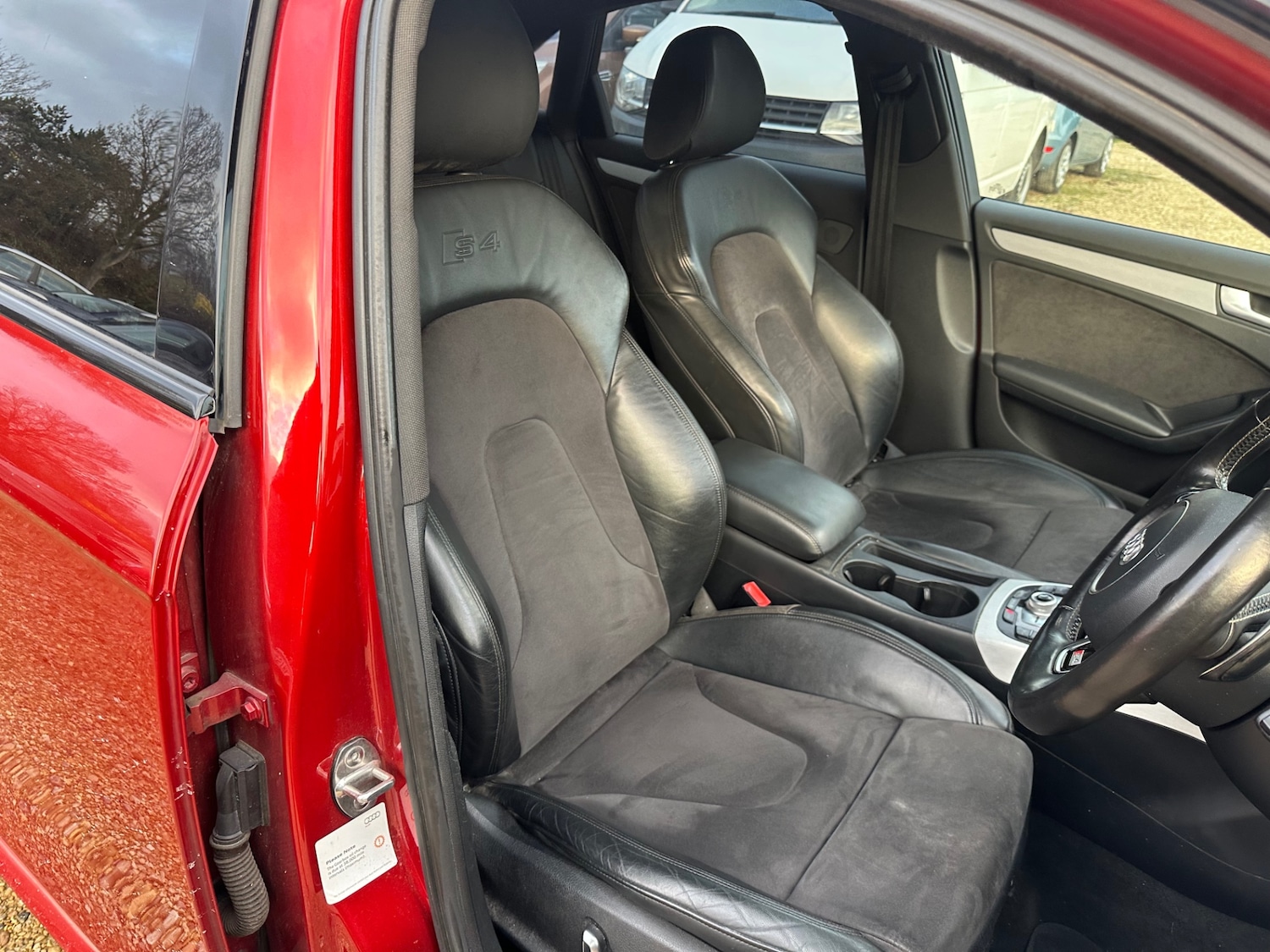 Used Audi A4 2015 for sale - 76640377: Photo 7