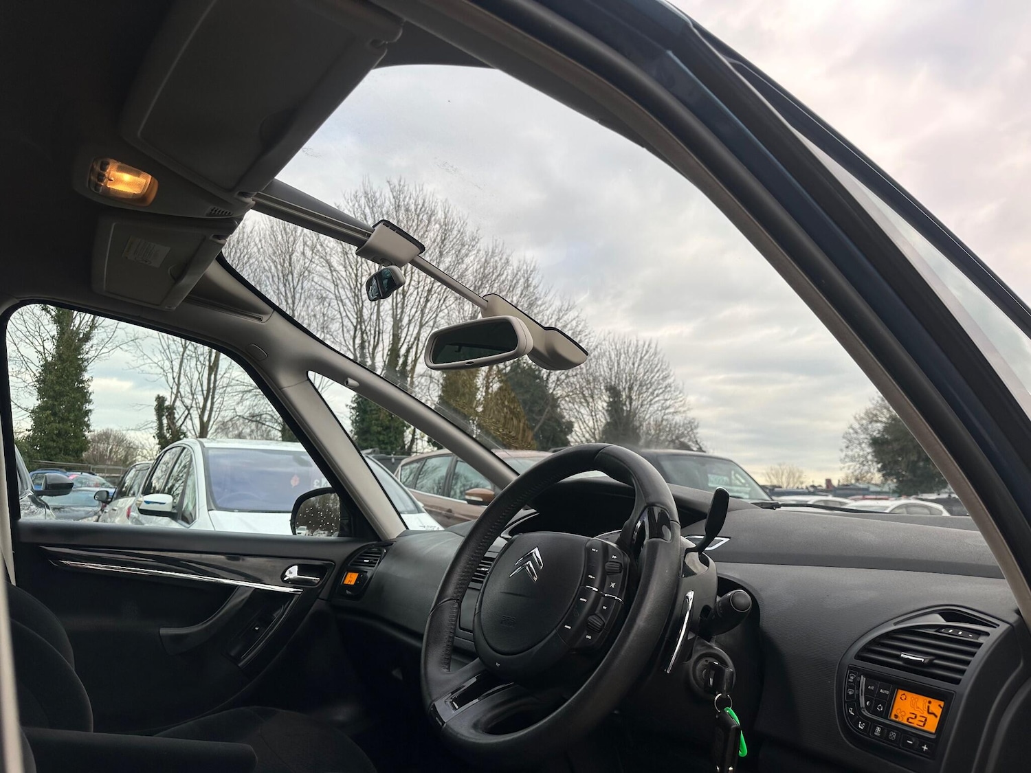 Used Citroen C4 Grand Picasso 2010 for sale - 77242513: Photo 25