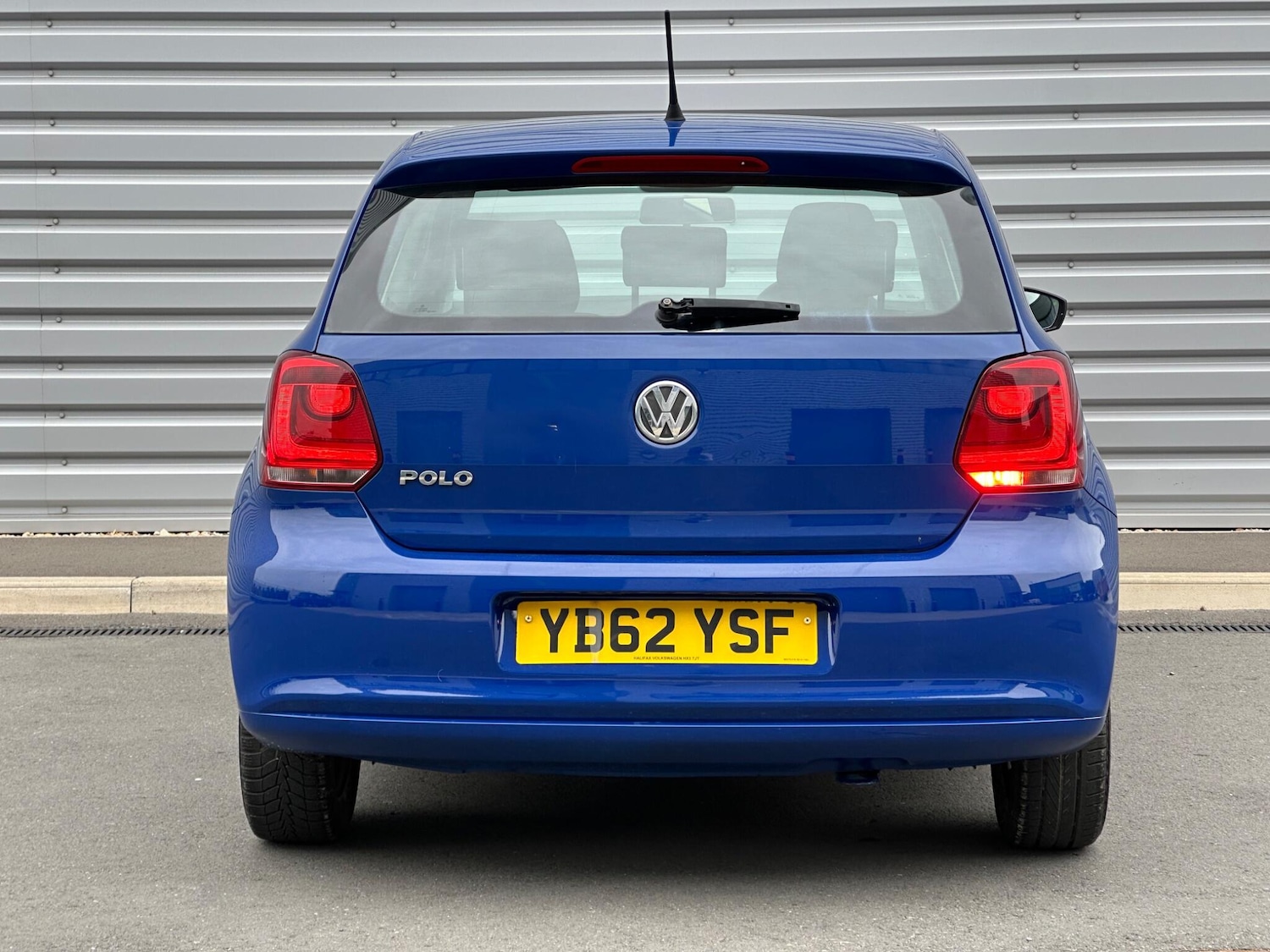 Vehicle 19