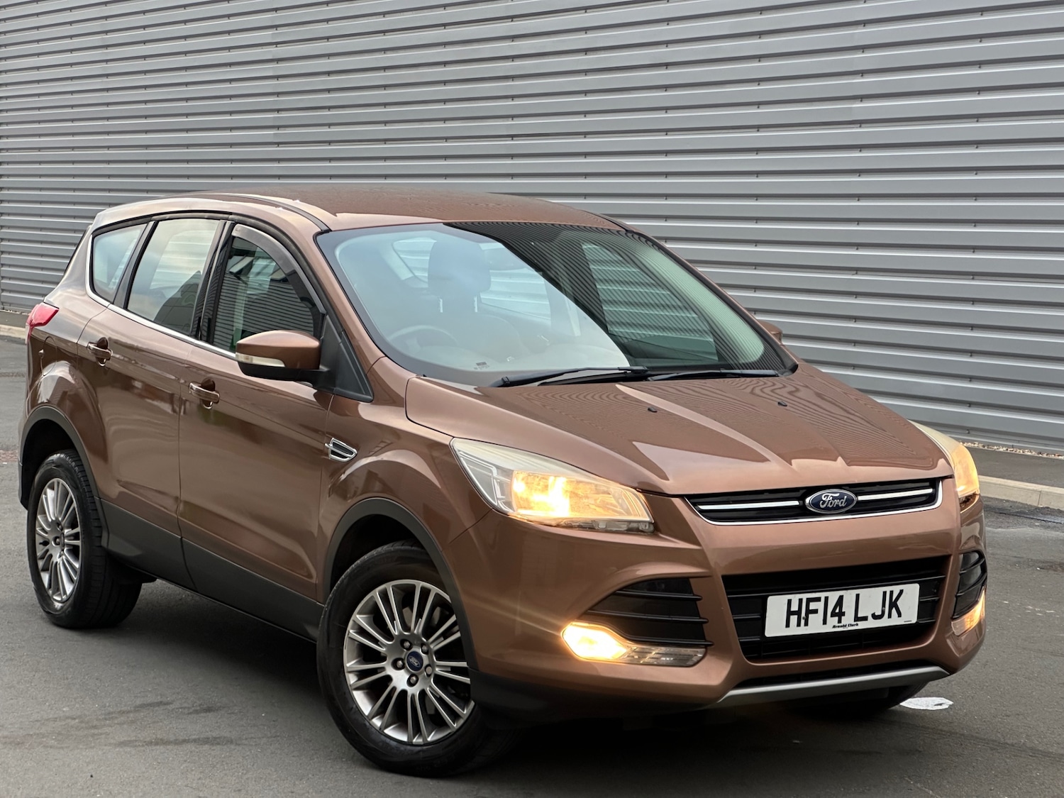 Used Ford Kuga 2014 for sale - 76652759: Photo 3