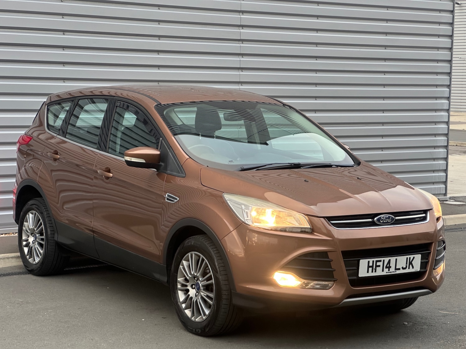Used Ford Kuga 2014 for sale - 76652759: Photo 4
