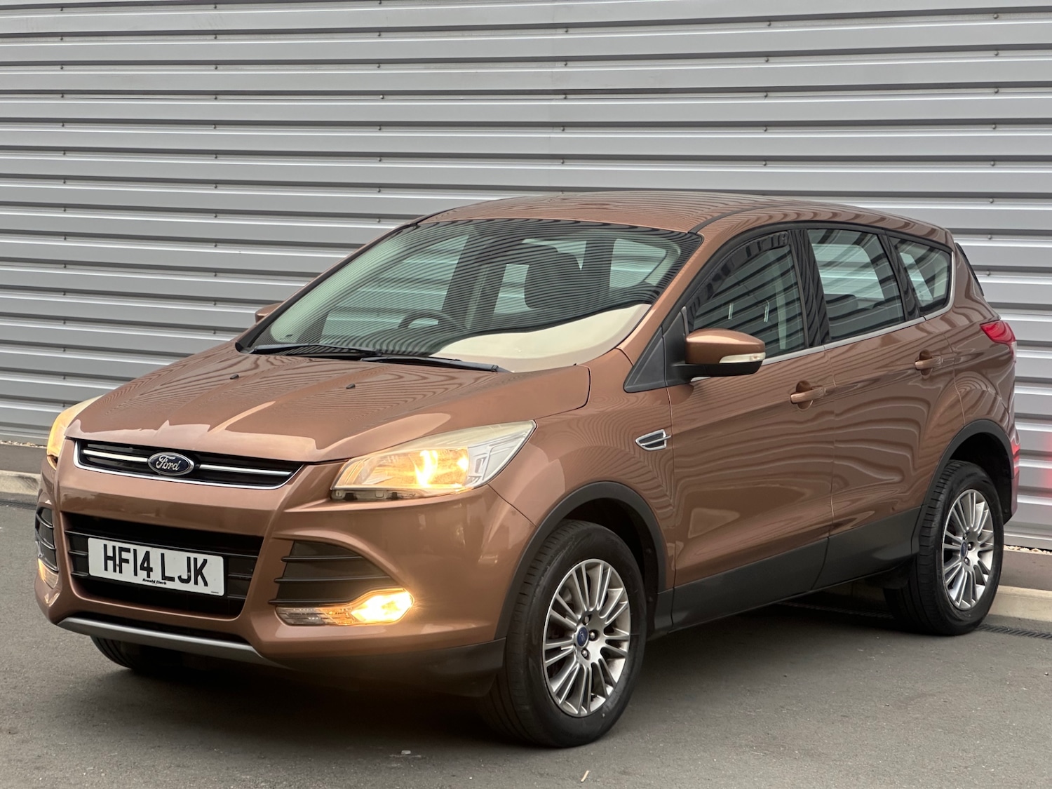 Used Ford Kuga 2014 for sale - 76652759: Photo 5