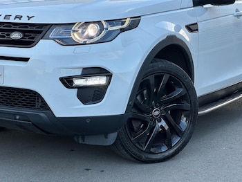 Used Land Rover Discovery Sport 2015 for sale - 78923908: Photo
