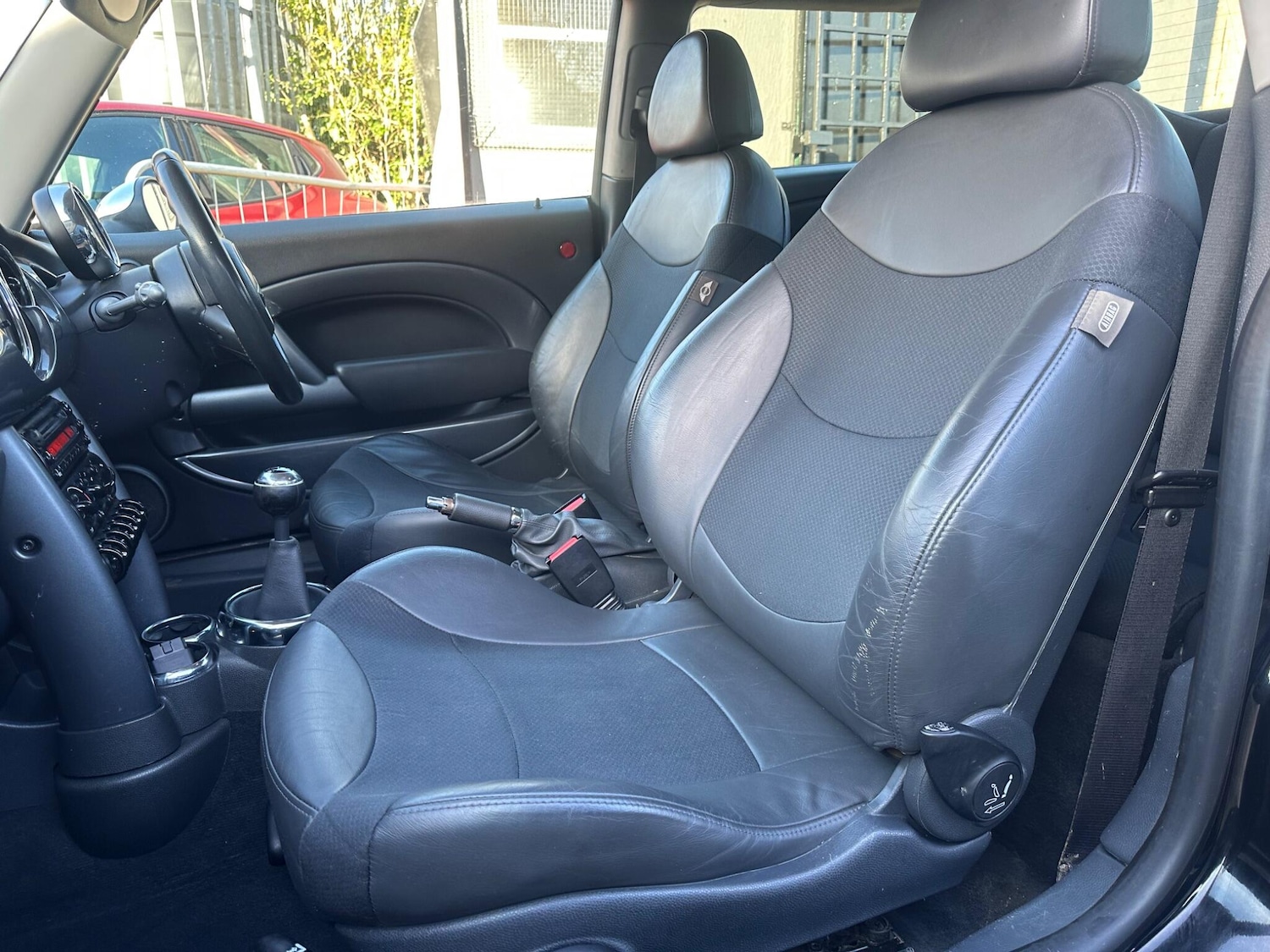 Used MINI Hatch 2005 for sale - 77229281: Photo 24