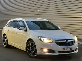 Vauxhall - Insignia