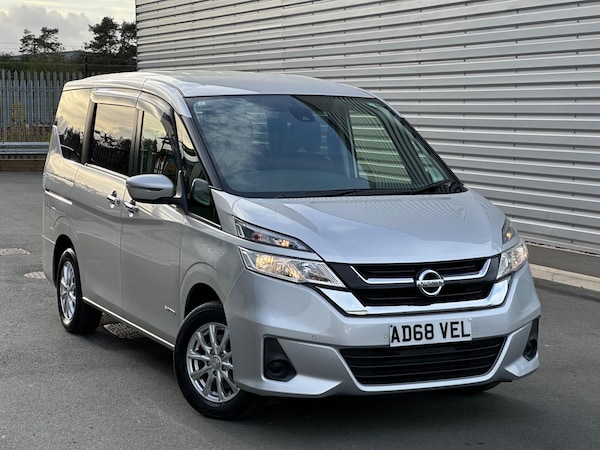 Used Nissan Serena 2025 for sale - 76179496: Photo 2