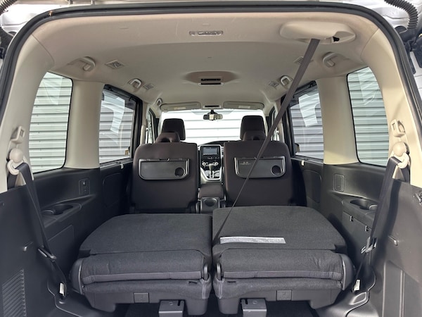 Used Nissan Serena 2025 for sale - 76179496: Photo 35