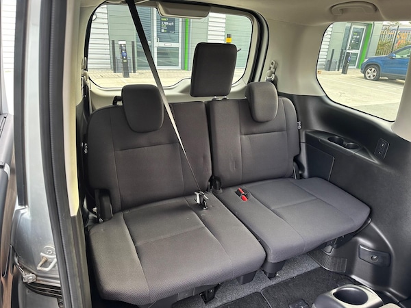 Used Nissan Serena 2025 for sale - 76179496: Photo 37