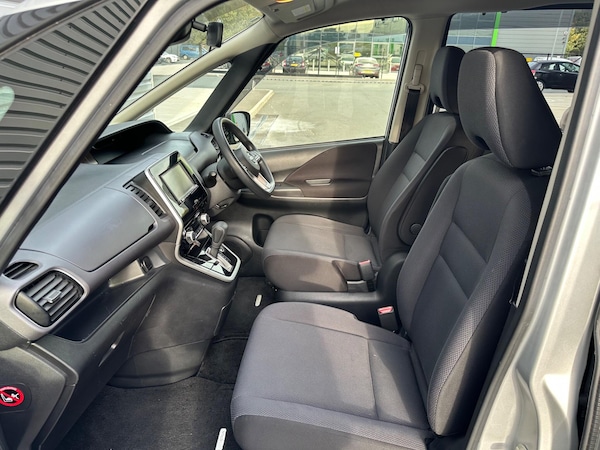 Used Nissan Serena 2025 for sale - 76179496: Photo 57