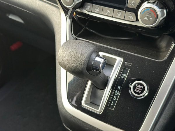 Used Nissan Serena 2025 for sale - 76179496: Photo 74