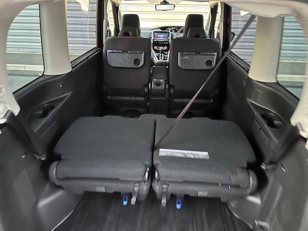 Used Nissan Serena 2025 for sale - 76213869: Photo 49