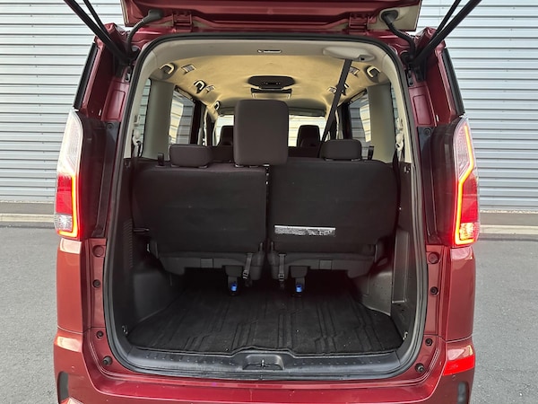 Used Nissan Serena 2025 for sale - 76213869: Photo 50