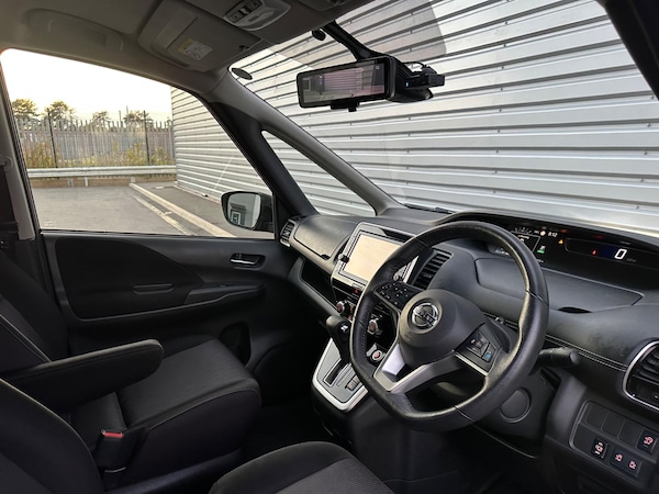 Used Nissan Serena 2025 for sale - 76213869: Photo 63