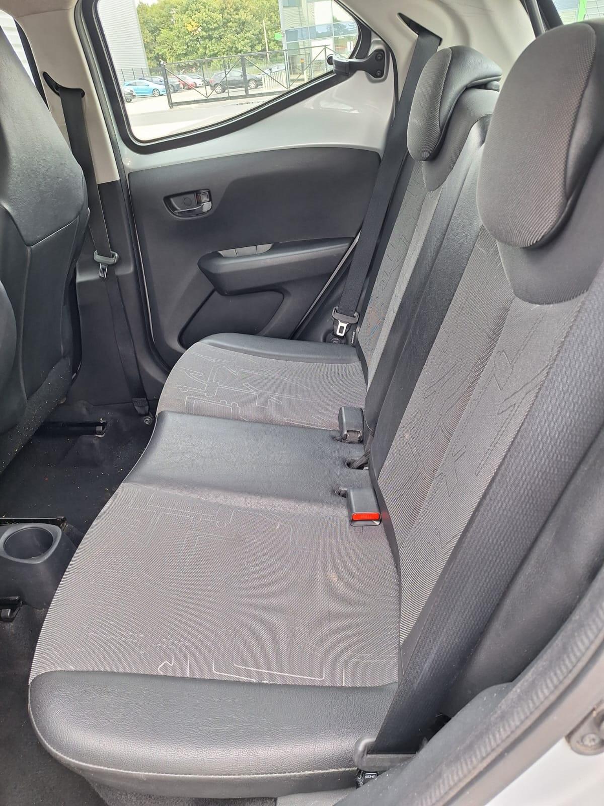 Used Toyota AYGO 2015 for sale - 76781835: Photo 27