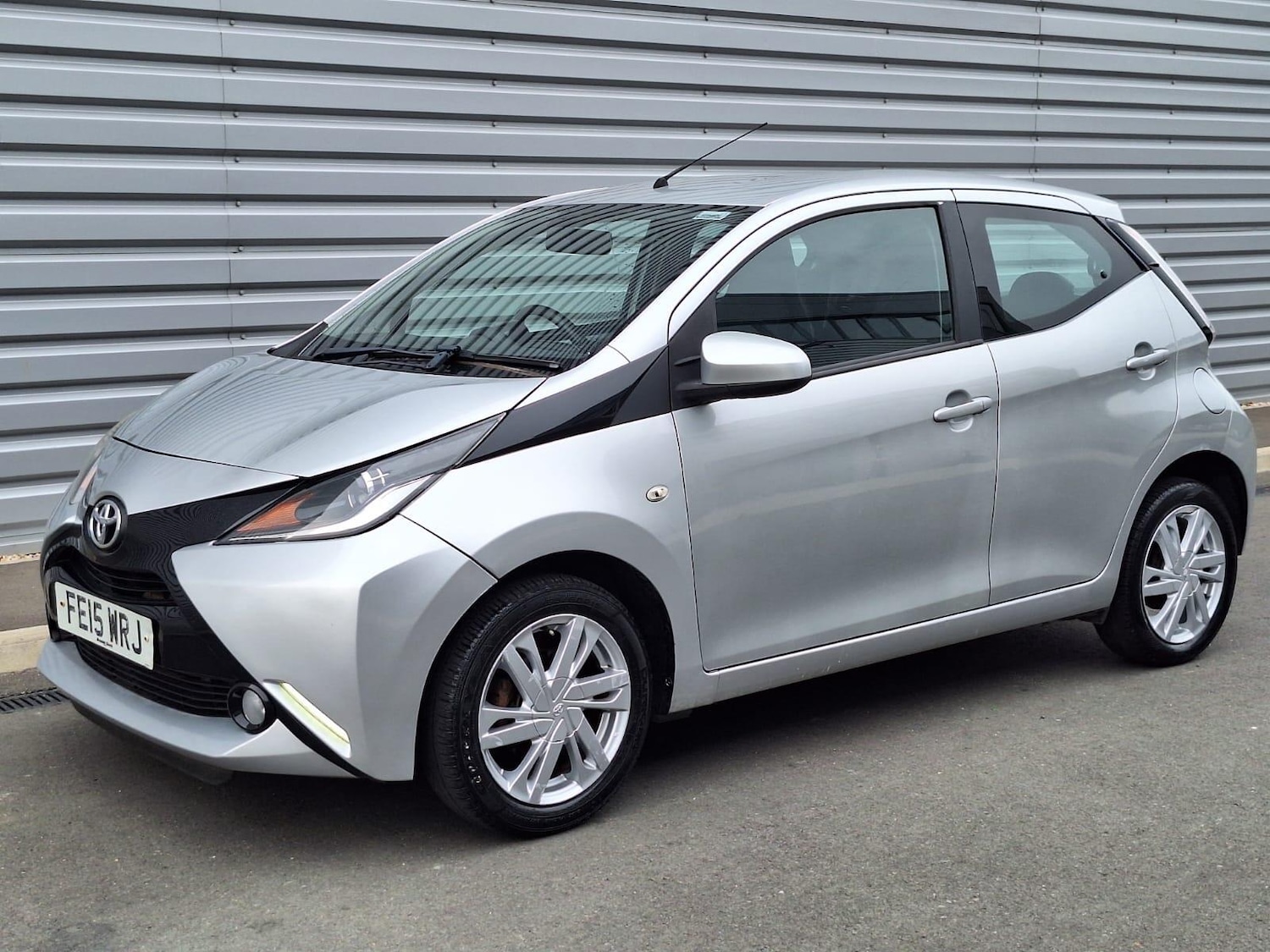 Used Toyota AYGO 2015 for sale - 76781835: Photo 7
