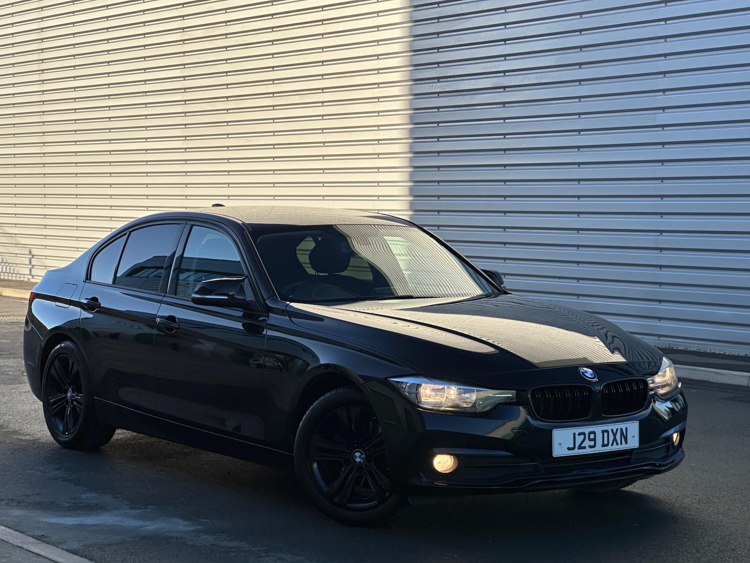 Used BMW 3 Series 2017 for sale - 76781056: Photo 1