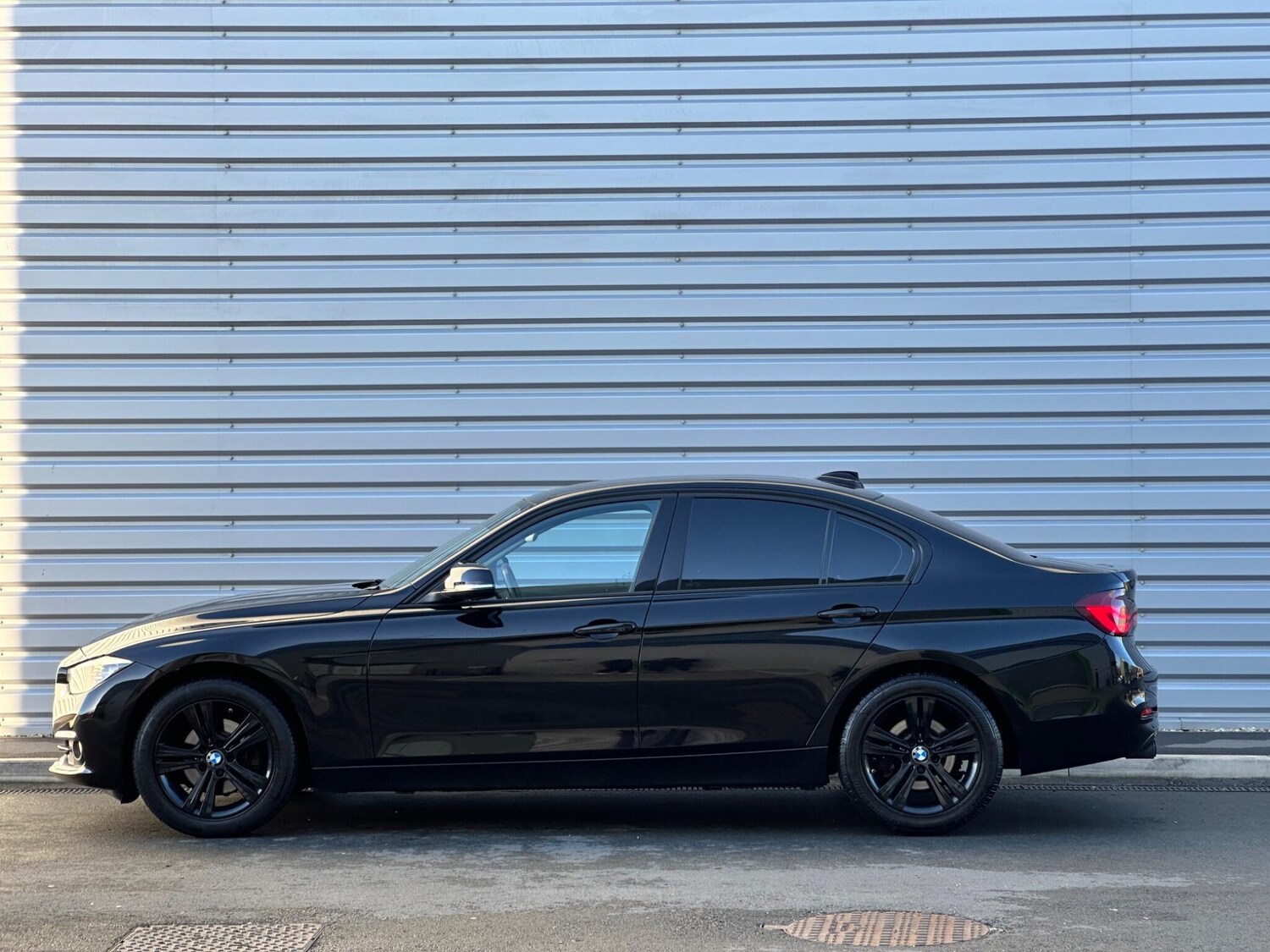 Used BMW 3 Series 2017 for sale - 76781056: Photo 9