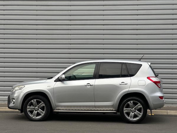 Used Toyota RAV4 2010 for sale - 76227393: Photo 10