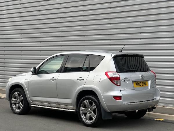 Used Toyota RAV4 2010 for sale - 76227393: Photo 12