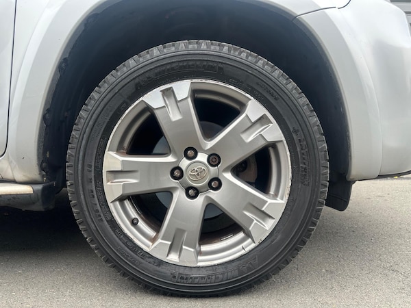 Used Toyota RAV4 2010 for sale - 76227393: Photo 19