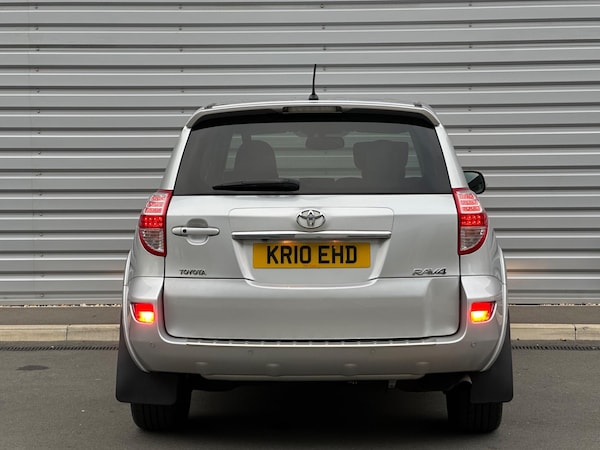 Used Toyota RAV4 2010 for sale - 76227393: Photo 23