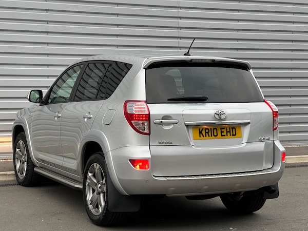 Used Toyota RAV4 2010 for sale - 76227393: Photo 30