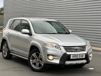 Used Toyota RAV4 2010 for sale - 76227393: Photo 4