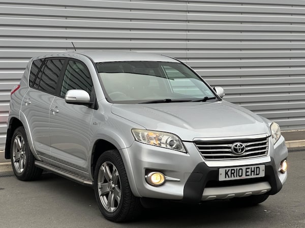 Used Toyota RAV4 2010 for sale - 76227393: Photo 5