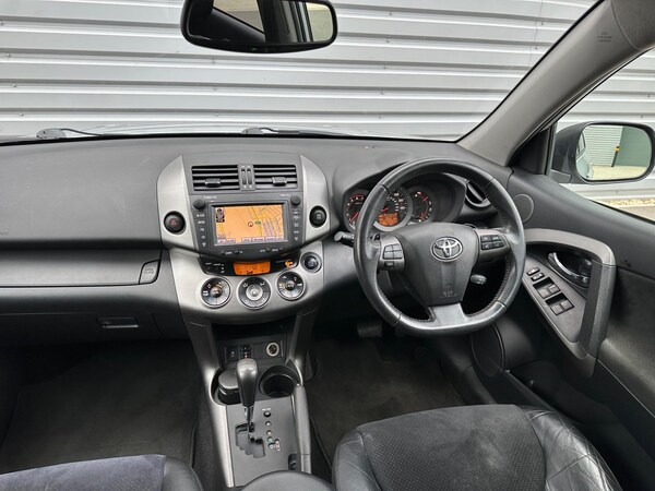 Used Toyota RAV4 2010 for sale - 76227393: Photo 65