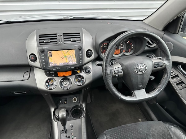 Used Toyota RAV4 2010 for sale - 76227393: Photo 66