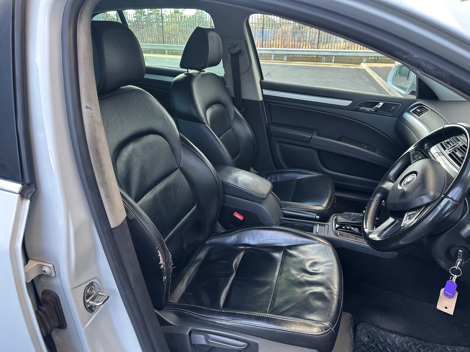 Used Skoda Superb 2015 for sale - 76913573: Photo 33