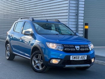 Used Dacia Sandero Stepway 2018 for sale - 78329875: Photo