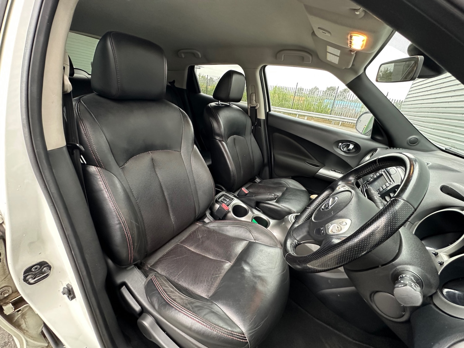 Used Nissan Juke 2012 for sale - 78202510: Photo 32