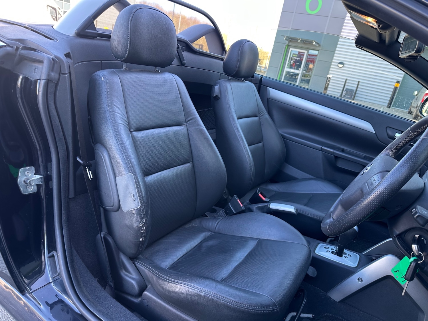 Used Vauxhall Tigra 2007 for sale - 78031821: Photo 18