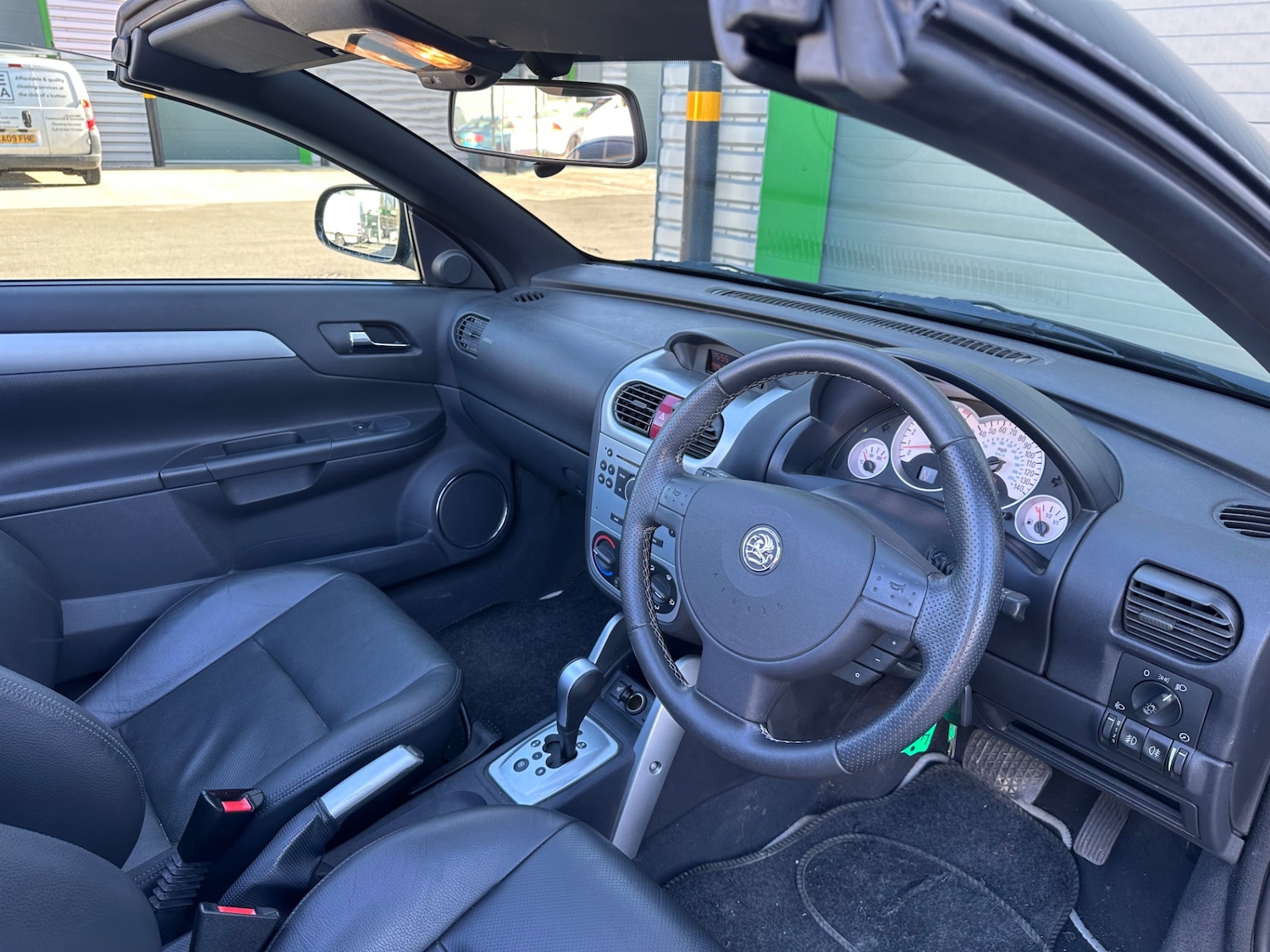 Used Vauxhall Tigra 2007 for sale - 78031821: Photo 21