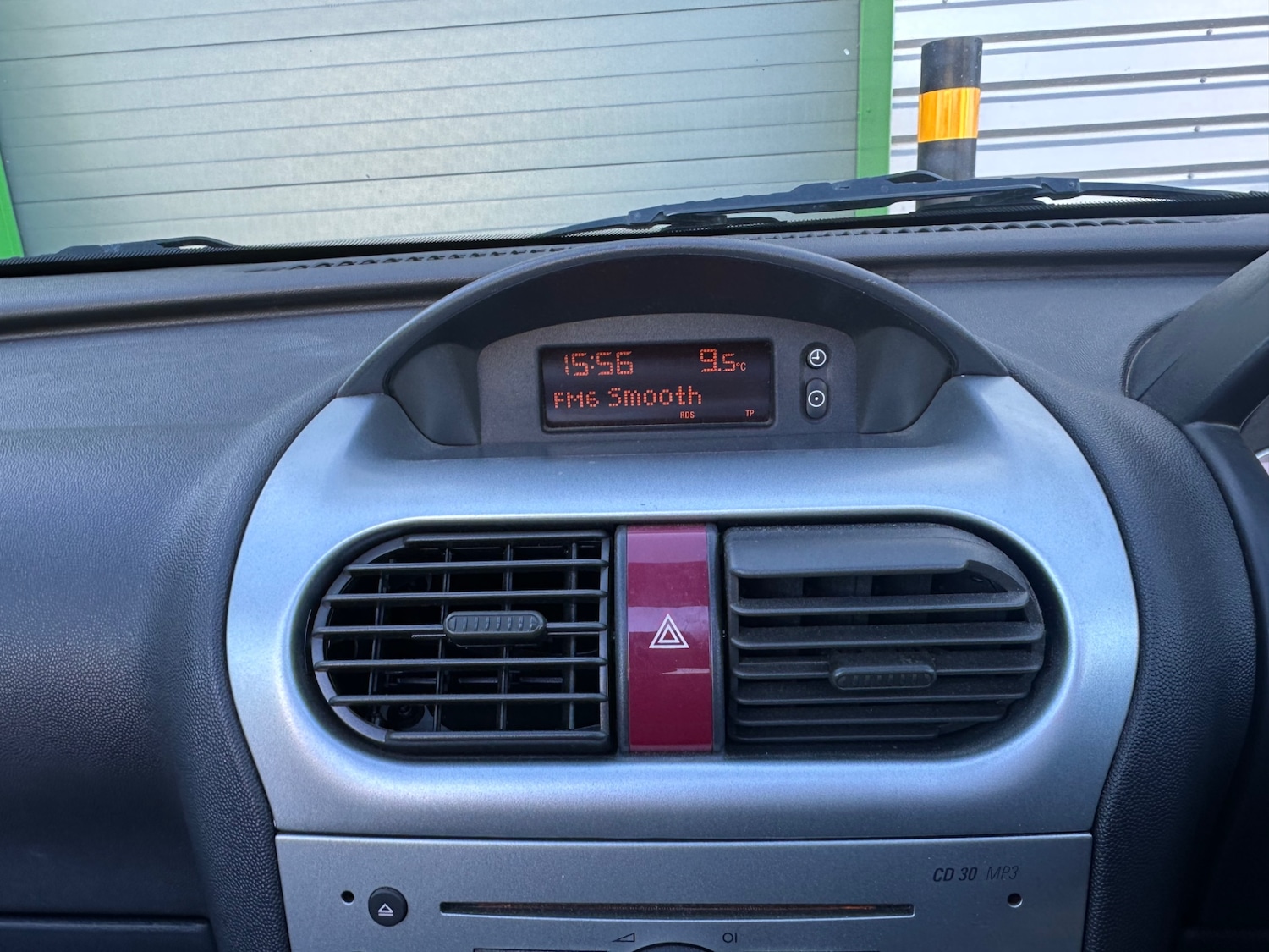 Used Vauxhall Tigra 2007 for sale - 78031821: Photo 33