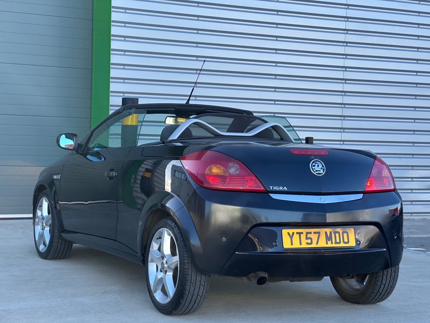 Used Vauxhall Tigra 2007 for sale - 78031821: Photo 9