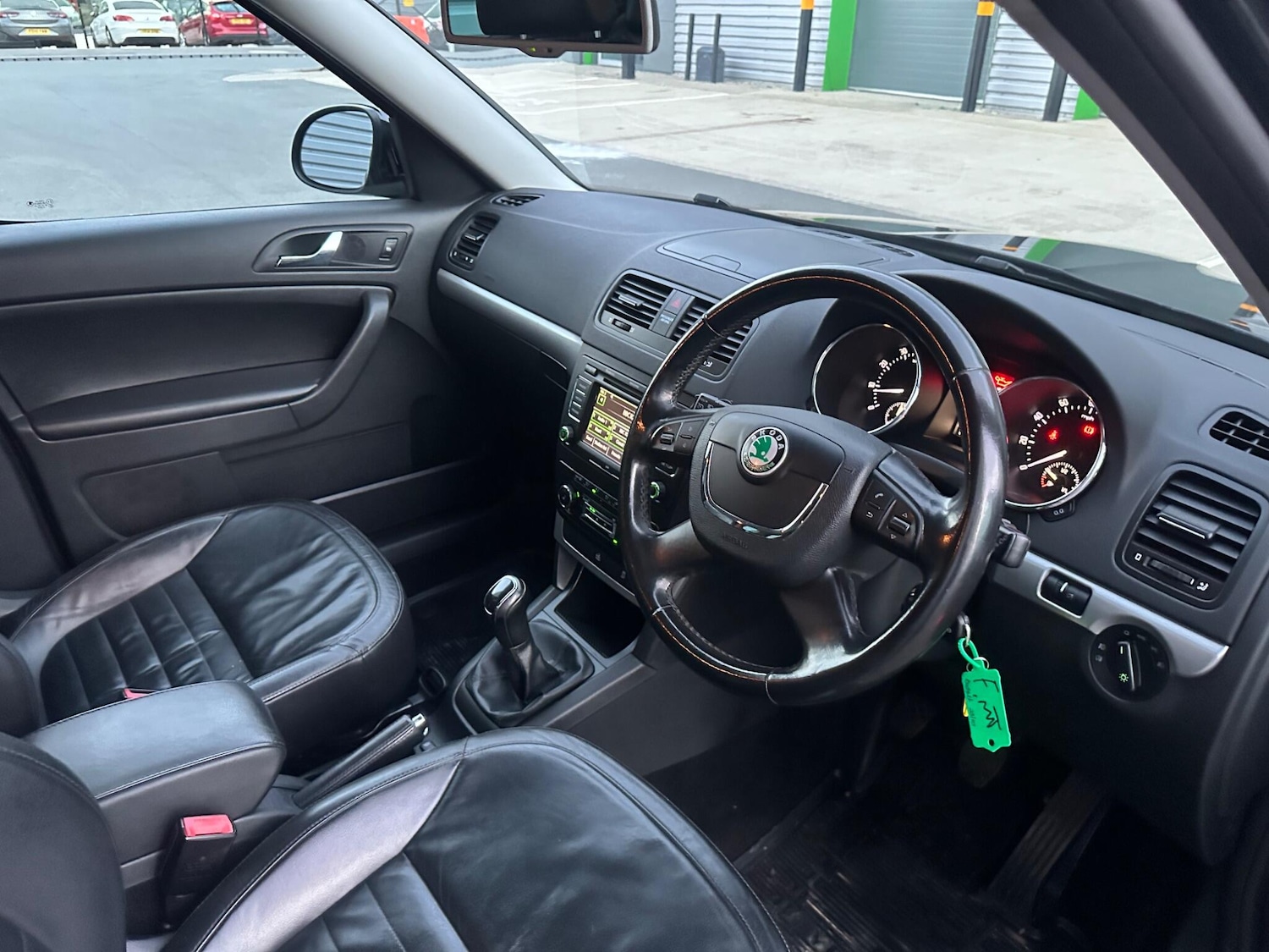 Used Skoda Yeti 2011 for sale - 76781554: Photo 50