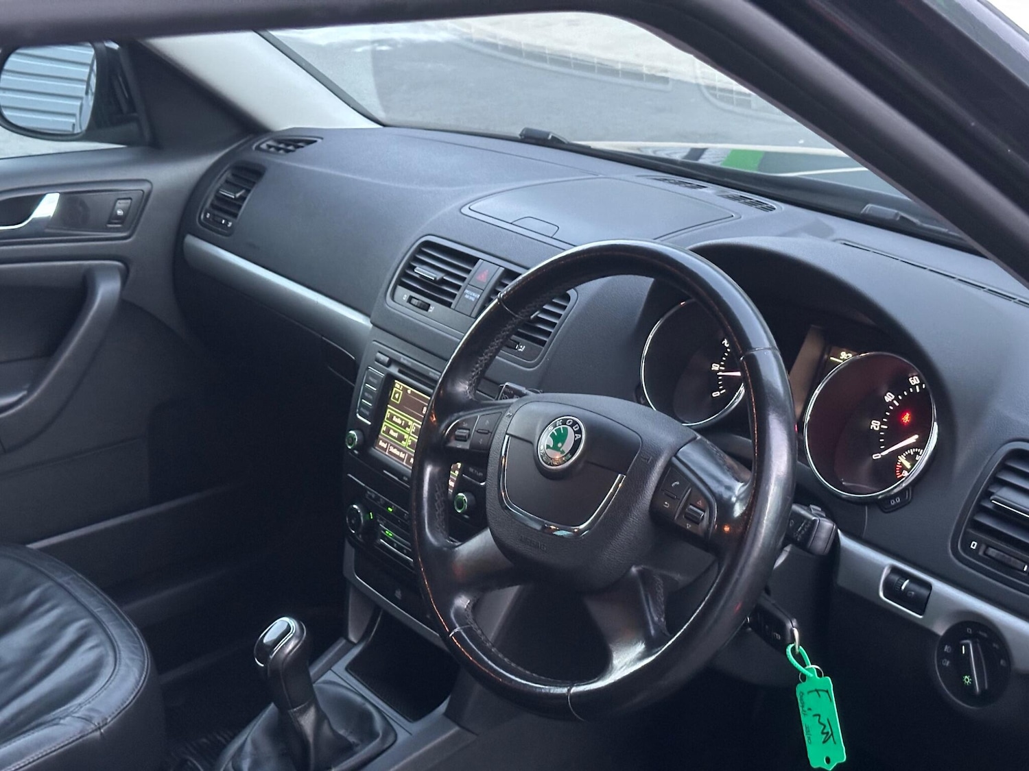 Used Skoda Yeti 2011 for sale - 76781554: Photo 54